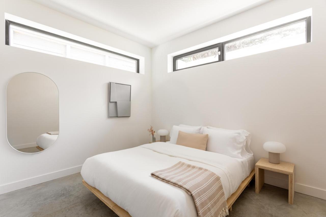 Welcome To Kinn Apartment - Lovely One Bedroom Vancouver Exterior photo